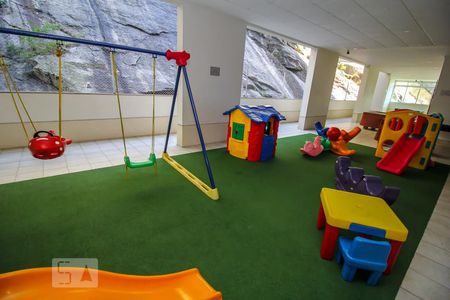 Apartamento à venda com 90m², 3 quartos e 1 vagaÁrea comum