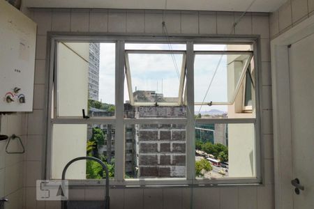 Apartamento à venda com 90m², 3 quartos e 1 vagaÁrea de Serviço