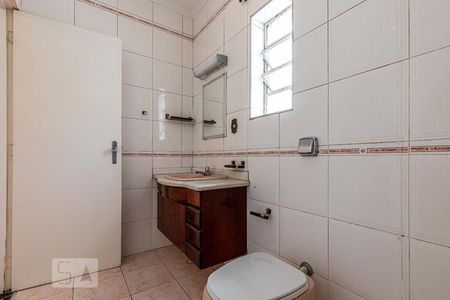 Casa para alugar com 179m², 3 quartos e 2 vagasBanheiro do Quarto 1