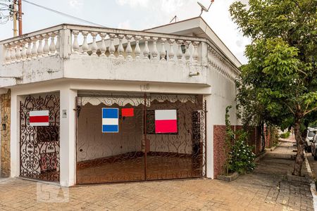 Casa para alugar com 179m², 3 quartos e 2 vagasFachada