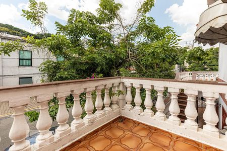 Casa para alugar com 179m², 3 quartos e 2 vagasSacada