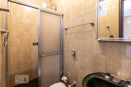 Casa para alugar com 179m², 3 quartos e 2 vagasBanheiro de Serviço