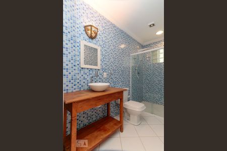 Casa à venda com 210m², 4 quartos e sem vagaSuíte