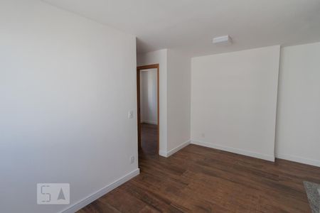 Sala de apartamento para alugar com 2 quartos, 44m² em Jardim Iris, São Paulo