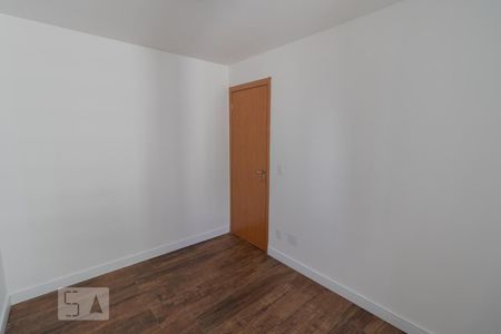 Dormitório 1 de apartamento para alugar com 2 quartos, 44m² em Jardim Iris, São Paulo