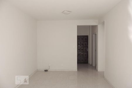 Sala de apartamento para alugar com 2 quartos, 75m² em Centro, Florianópolis