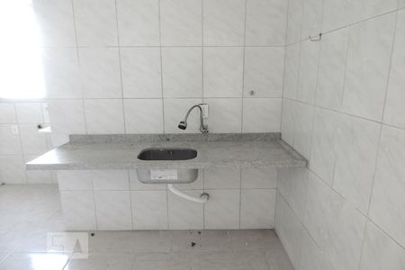 Cozinha de apartamento para alugar com 2 quartos, 75m² em Centro, Florianópolis