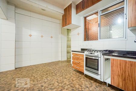 Apartamento à venda com 90m², 2 quartos e sem vagaCozinha