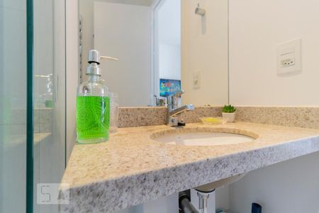 Banheiro - Pia de kitnet/studio para alugar com 1 quarto, 22m² em Centro, São Paulo