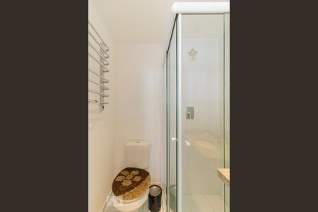 Banheiro - Box de Vidro de kitnet/studio para alugar com 1 quarto, 22m² em Centro, São Paulo