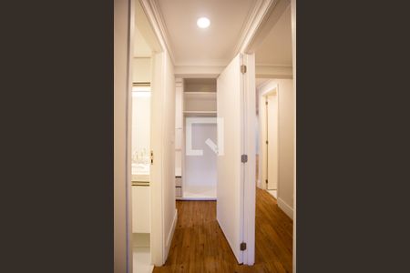 Apartamento para alugar com 90m², 2 quartos e 2 vagasCloset da suíte 1