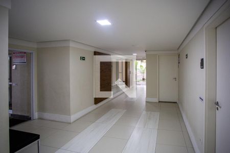 Apartamento para alugar com 90m², 2 quartos e 2 vagasHall social