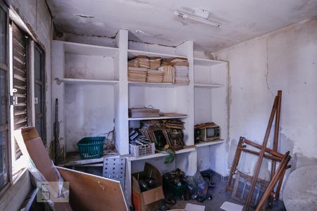 Casa à venda com 220m², 3 quartos e 4 vagasDepósito 2