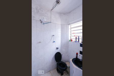 Casa à venda com 220m², 3 quartos e 4 vagasBanheiro de Serviço