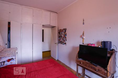 Casa à venda com 220m², 3 quartos e 4 vagasQuarto 2