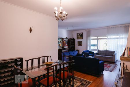 Sala de casa à venda com 3 quartos, 220m² em Lapa, São Paulo