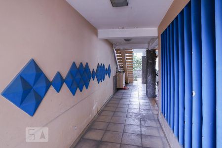 Casa à venda com 220m², 3 quartos e 4 vagasCorredor