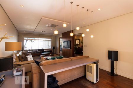 Sala de Estar de casa à venda com 4 quartos, 300m² em Planalto Paulista, São Paulo