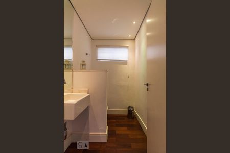 Lavabo de casa à venda com 4 quartos, 300m² em Planalto Paulista, São Paulo