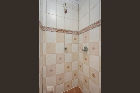 Banheiro de kitnet/studio à venda com 1 quarto, 30m² em Boa Vista, Porto Alegre