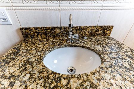 Apartamento à venda com 143m², 3 quartos e 1 vaga Apartamento à venda com 143m², 3 quartos e 1 vagaBanheiro da Suíte