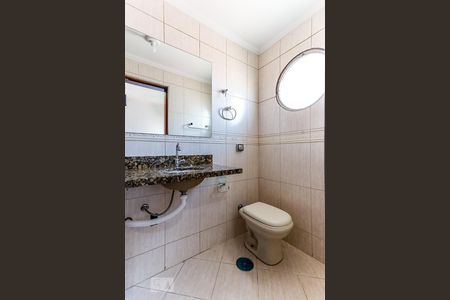 Apartamento à venda com 143m², 3 quartos e 1 vaga Apartamento à venda com 143m², 3 quartos e 1 vagaBanheiro da Suíte