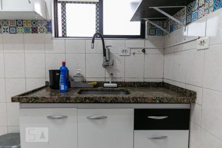 Cozinha de apartamento para alugar com 1 quarto, 51m² em Ponta da Praia, Santos
