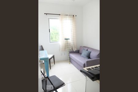 Quarto de apartamento para alugar com 2 quartos, 70m² em Parque Bela Vista, Salvador