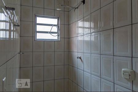 Banheiro de casa para alugar com 1 quarto, 50m² em Santa Terezinha, São Bernardo do Campo