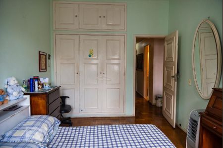 Apartamento à venda com 200m², 4 quartos e 1 vagaQuarto 2