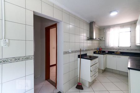 Casa à venda com 200m², 4 quartos e 6 vagasCozinha