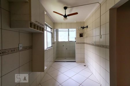 Casa à venda com 200m², 4 quartos e 6 vagasCozinha