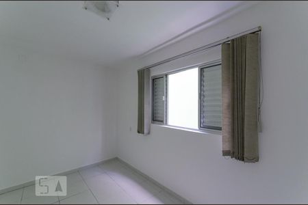 Quarto 1 de casa para alugar com 2 quartos, 100m² em Vila Laís, São Paulo