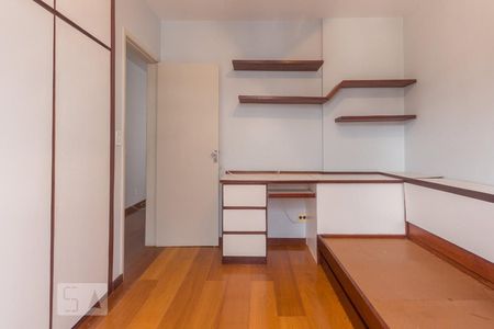 Quarto 1 de apartamento para alugar com 2 quartos, 57m² em Carmo, Belo Horizonte