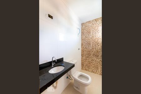 Casa à venda com 180m², 3 quartos e 3 vagasBanheiro da Suíte 1