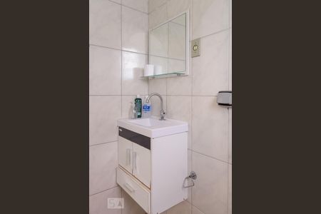 Banheiro Social de casa à venda com 4 quartos, 165m² em Olímpico, São Caetano do Sul