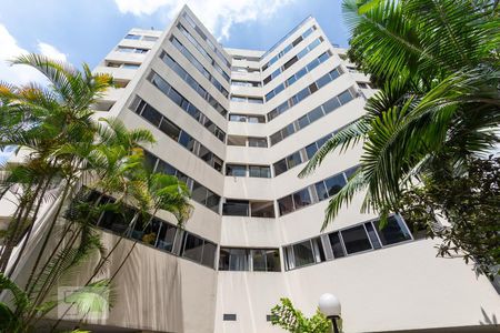Apartamento à venda com 128m², 3 quartos e 1 vagaFachada