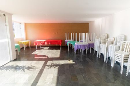Apartamento à venda com 65m², 2 quartos e 1 vaga Apartamento à venda com 65m², 2 quartos e 1 vagaÁrea Comum - Salão de Festas