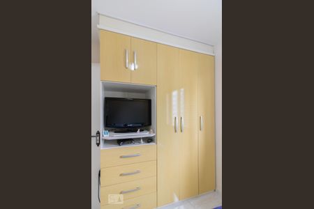 Apartamento à venda com 65m², 2 quartos e 1 vaga Apartamento à venda com 65m², 2 quartos e 1 vagaQuarto 1 - Armários