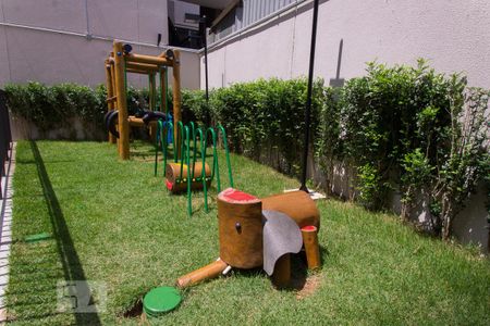 Apartamento à venda com 34m², 2 quartos e 1 vagaÁrea Comum - Playground