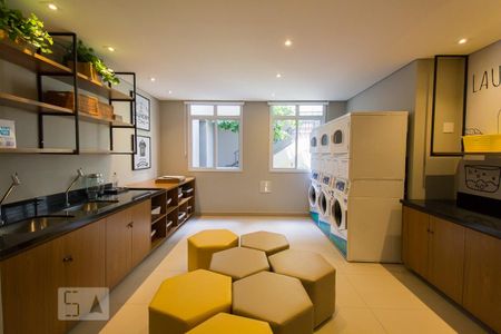 Apartamento à venda com 34m², 2 quartos e 1 vagaÁrea comum - Lavanderia