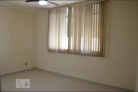 Sala de apartamento para alugar com 2 quartos, 47m² em Inhauma, Rio de Janeiro