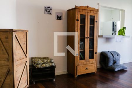 Sala de apartamento para alugar com 1 quarto, 70m² em Barra da Tijuca, Rio de Janeiro