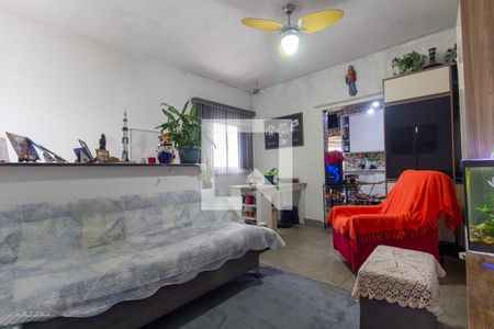 Sala de casa à venda com 3 quartos, 240m² em Vila Rio Branco, São Paulo