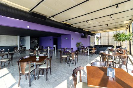 Apartamento à venda com 45m², 1 quarto e 1 vaga Apartamento à venda com 45m², 1 quarto e 1 vagaÁrea comum do prédio