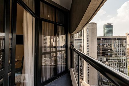 Varanda de apartamento para alugar com 1 quarto, 45m² em Jardim Europa, São Paulo