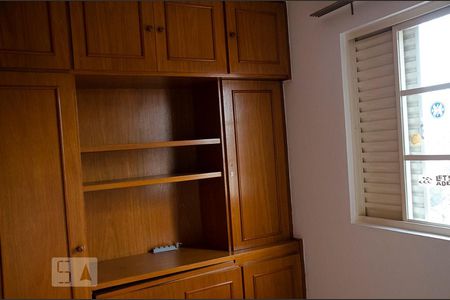 Apartamento à venda com 70m², 2 quartos e 2 vagasQuarto 2