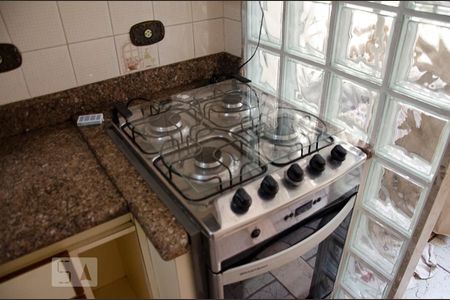 Apartamento à venda com 70m², 2 quartos e 2 vagasCozinha