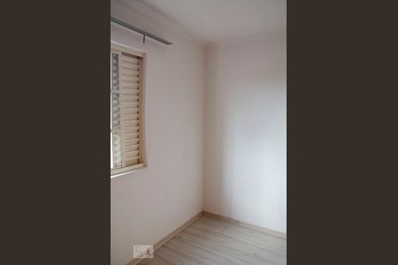 Apartamento à venda com 70m², 2 quartos e 2 vagasQuarto 2