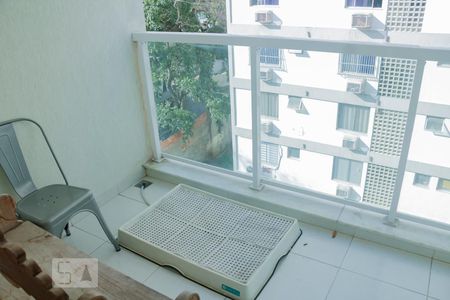 varanda de apartamento para alugar com 2 quartos, 62m² em Tijuca, Rio de Janeiro